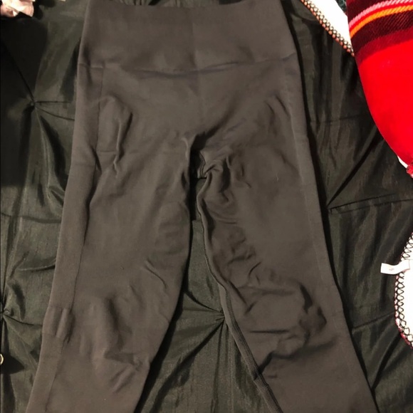 3 pairs LULULEMON ATHLETICA LEGGINGS/FLARE BOTTOMS - Picture 3 of 7